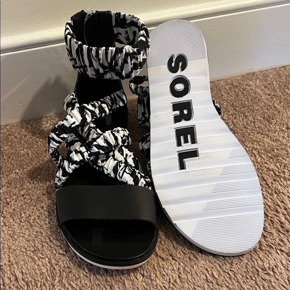 Sorel Women's Monochrome Strappy Sandals